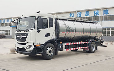 新東鮮奶運(yùn)輸車落地哈薩克斯坦，開啟“一帶一路”乳業(yè)運(yùn)輸新紀(jì)元