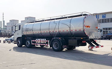 熱烈祝賀安徽某農(nóng)業(yè)公司選用天潤新東淀粉乳運(yùn)輸車